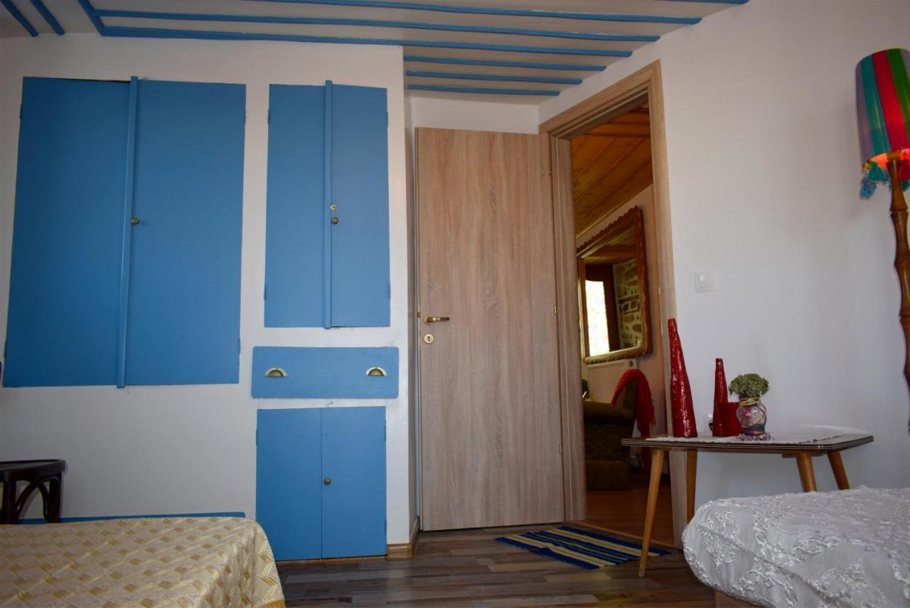 Renovated Old Manor House With Yard Villa Arnaia Luaran gambar