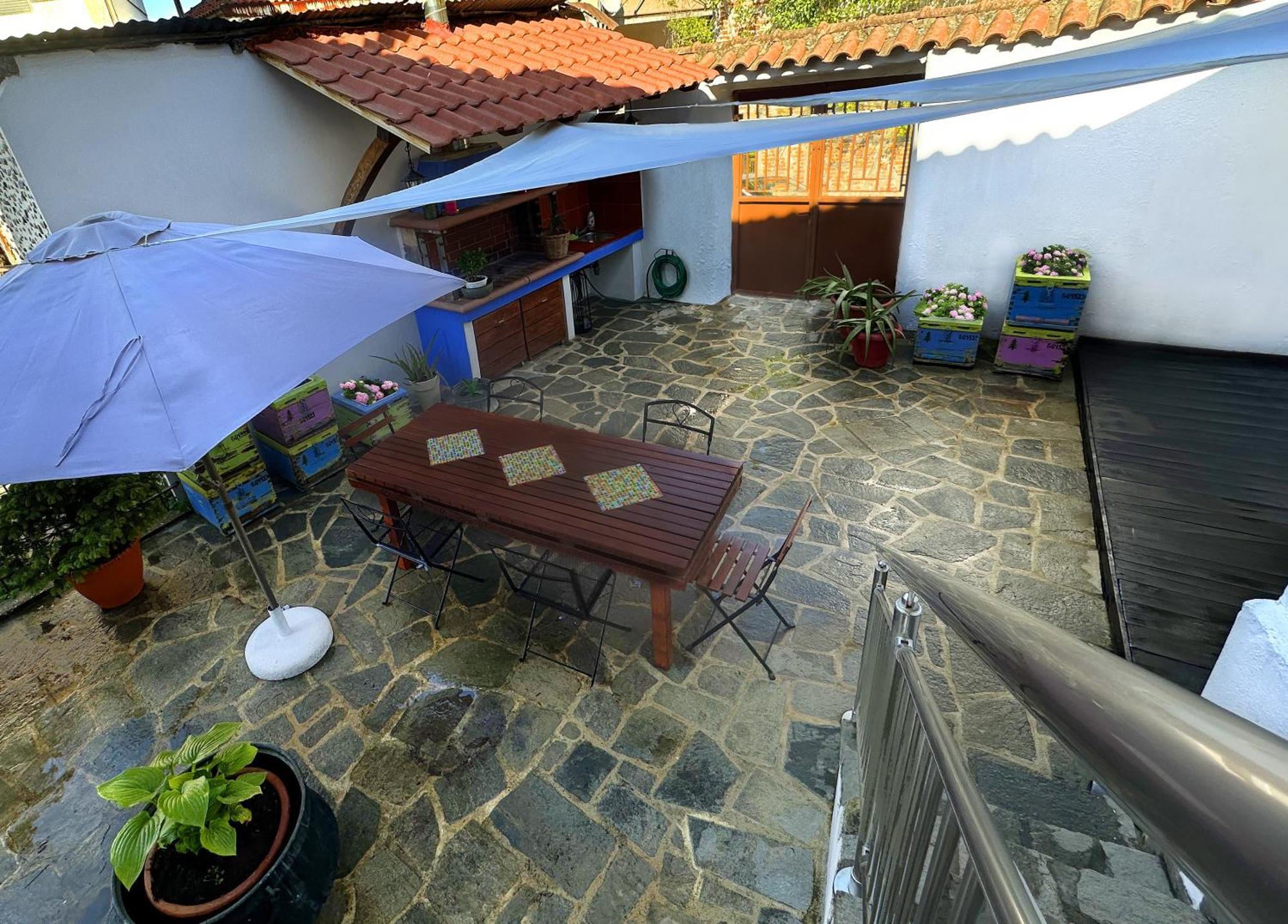 Renovated Old Manor House With Yard Villa Arnaia Luaran gambar
