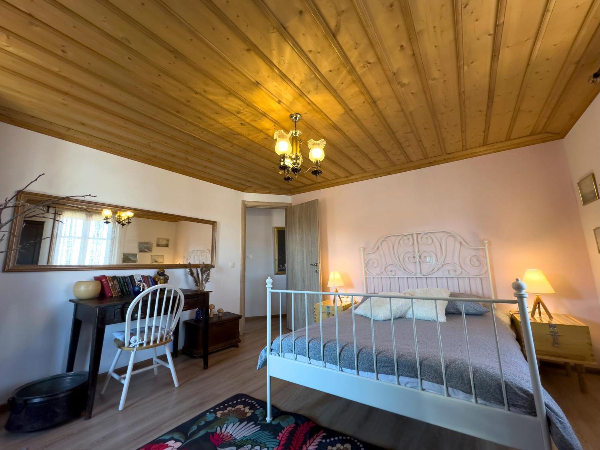 Renovated Old Manor House With Yard Villa Arnaia Luaran gambar